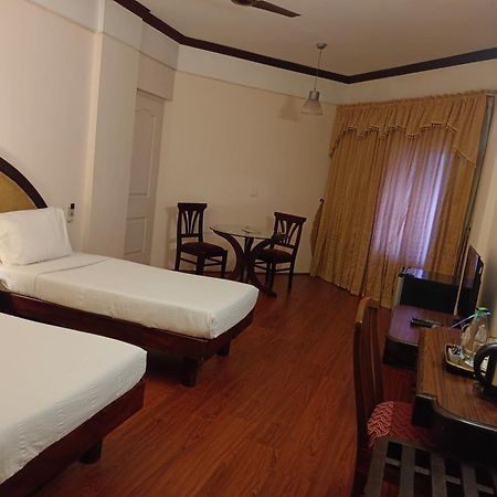 Manuelsons Malabar Palace Kozhikode Dış mekan fotoğraf