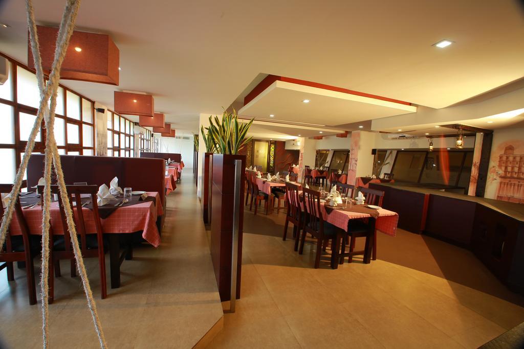 Manuelsons Malabar Palace Kozhikode Dış mekan fotoğraf