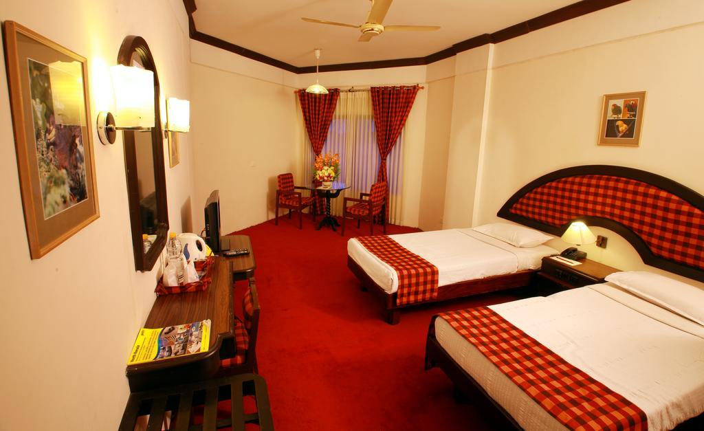 Manuelsons Malabar Palace Kozhikode Dış mekan fotoğraf