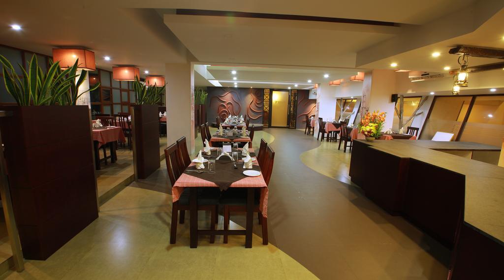 Manuelsons Malabar Palace Kozhikode Dış mekan fotoğraf