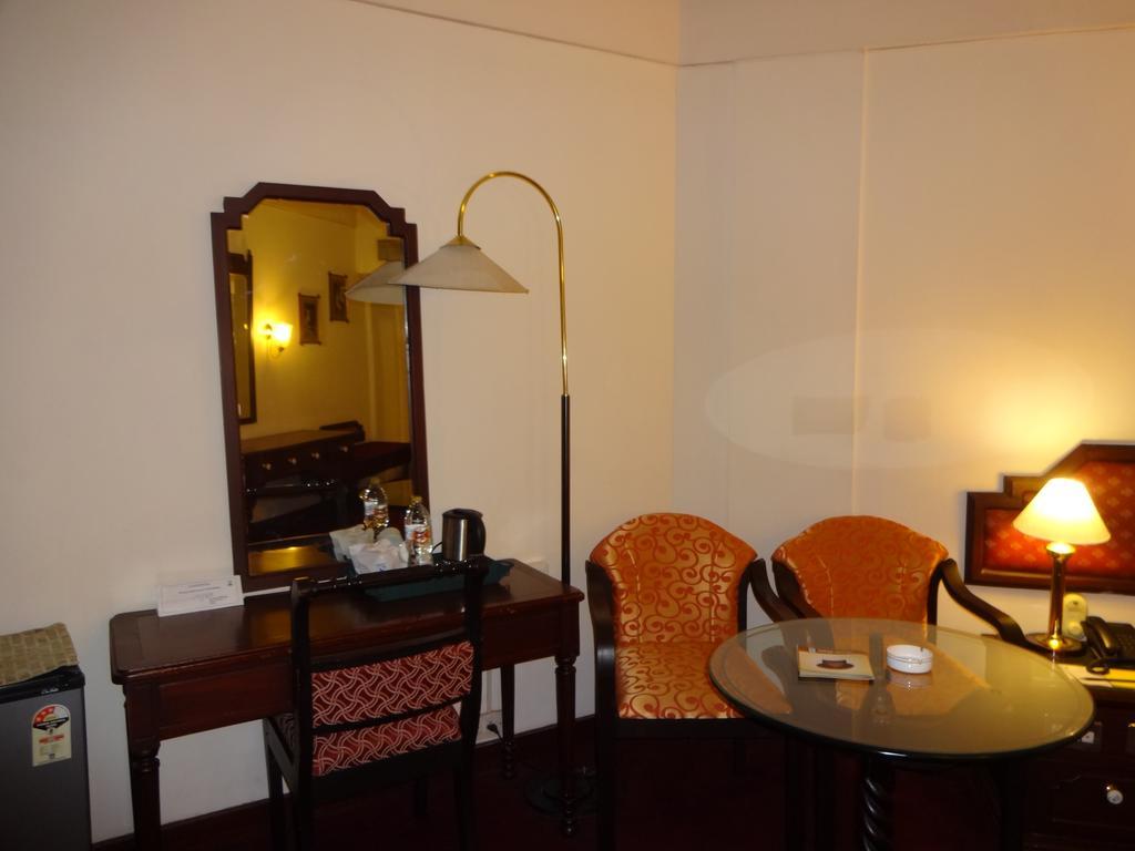 Manuelsons Malabar Palace Kozhikode Dış mekan fotoğraf